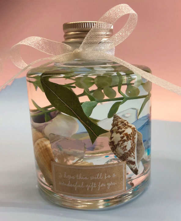 ［当店手作り］海のイメージ　葉っぱの魚が泳ぎます